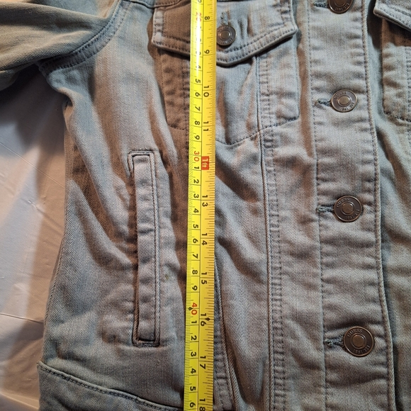 GUESS Women's Distressed Ladies Army Green Small Denim Jacket -   Never Worn - Picture 5 of 14